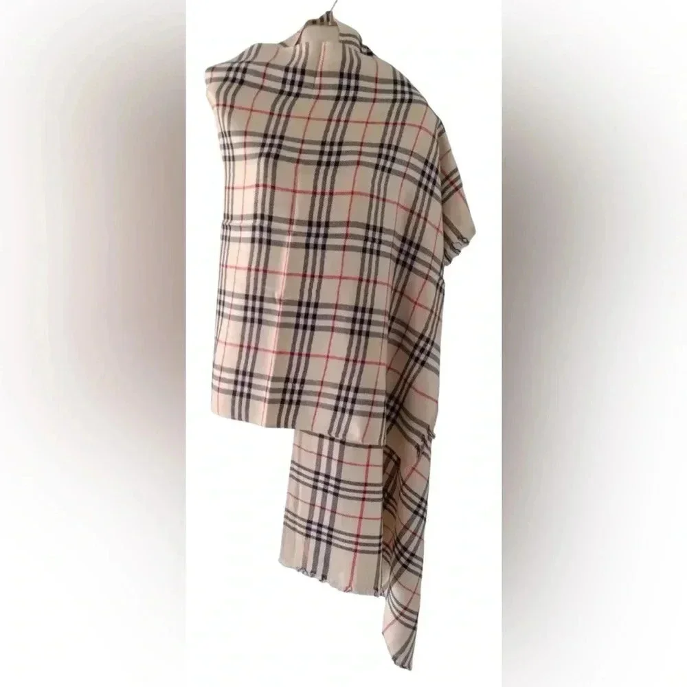 Burberry London wide check scarf 100% cashmere